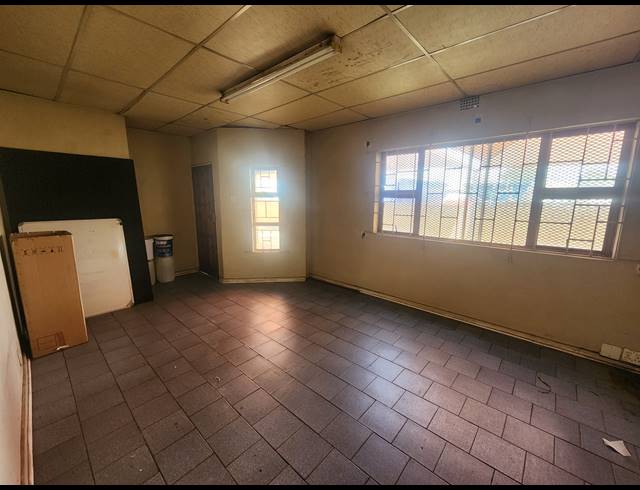 441M² WAREHOUSE TO LET IN WADEVILLE